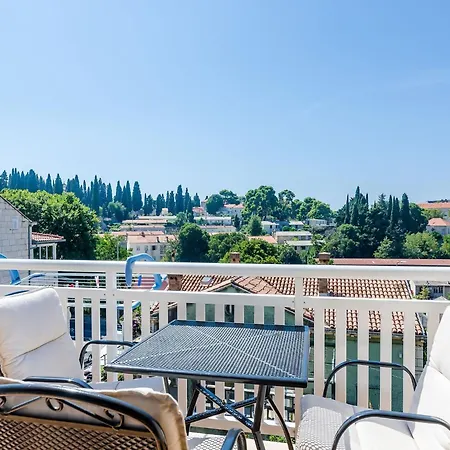 Apartman Princ Hrvoje- With Balcony