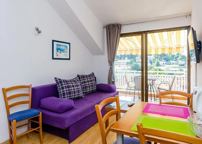 Princ Hrvoje- With Balcony