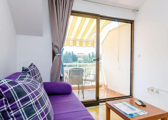 Princ Hrvoje- With Balcony