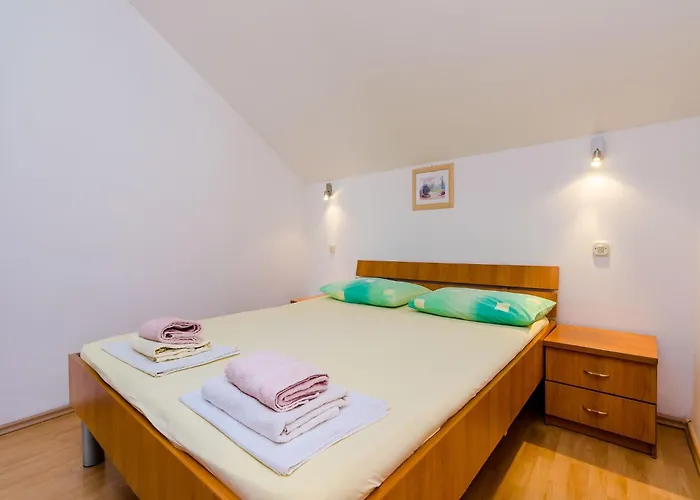 Princ Hrvoje- With Balcony Apartmán *